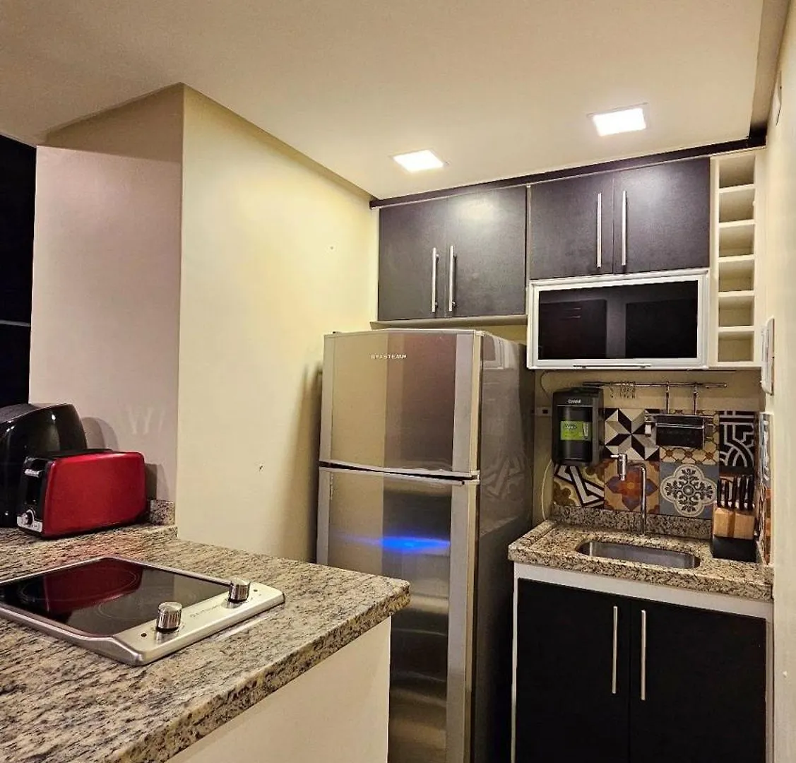 Lindo Flat 410 Beira Lago Brezilya